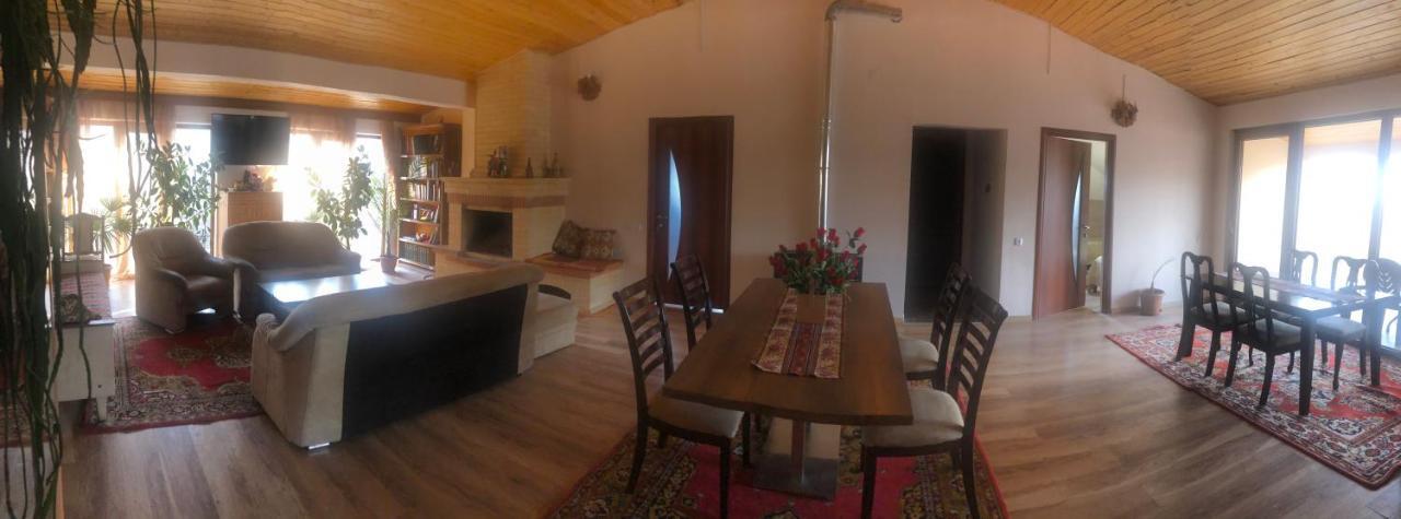 가르니 Chez Yvette B&B 외부 사진