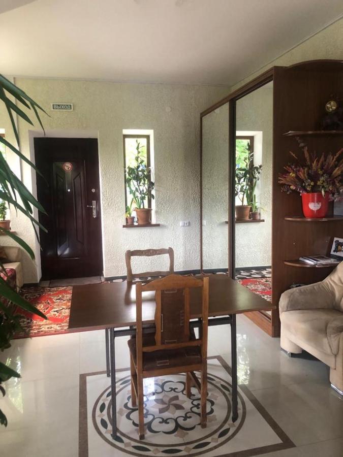 가르니 Chez Yvette B&B 외부 사진