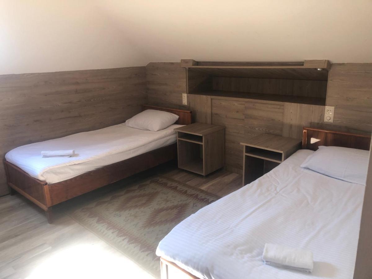 가르니 Chez Yvette B&B 외부 사진
